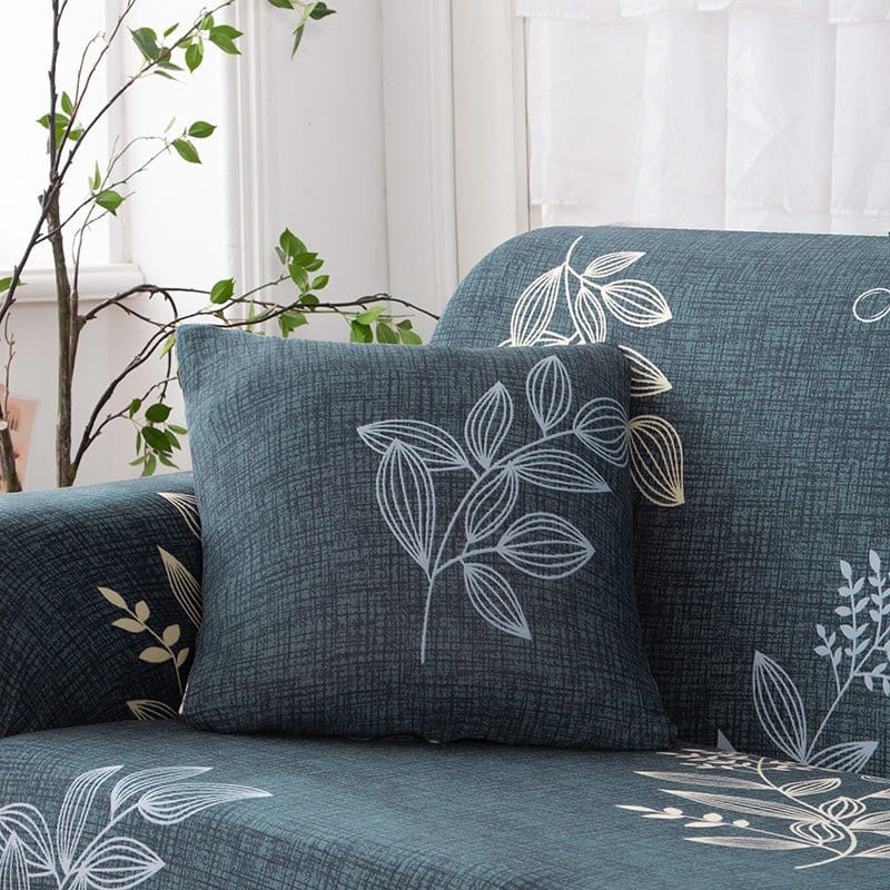 Wasserabweisende Kissenbezüge 45 × 45 cm — 2er-Set, Schieferblau mit weißen Blättern, auf einem Sofa